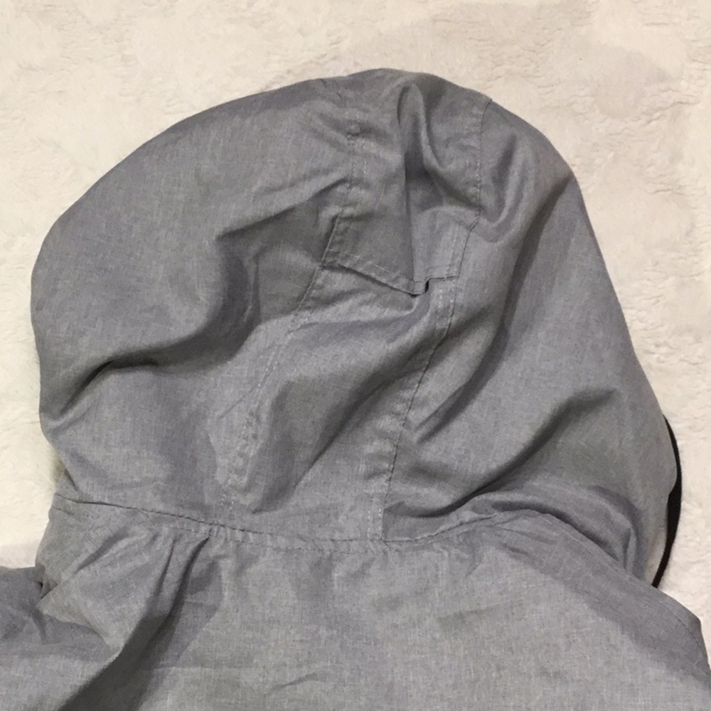 🎉HP🎉🆕NWT H&M Divided Gray Puffer Jacket - Picture 6 of 8